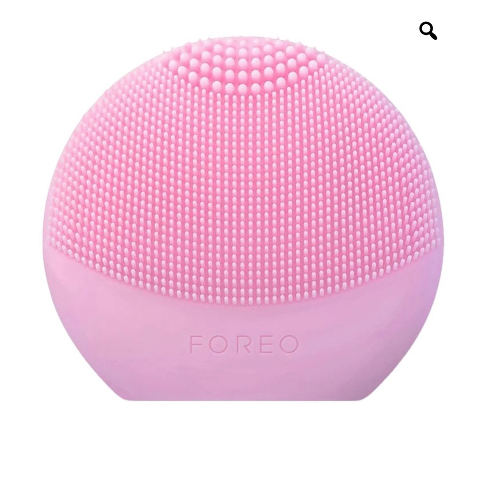 FOREO Luna Fofo Smart Facial Brush in Pink
